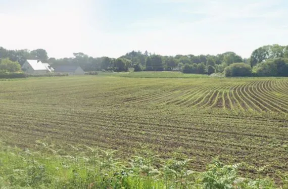 Terrain 328 m² à PLUNERET
